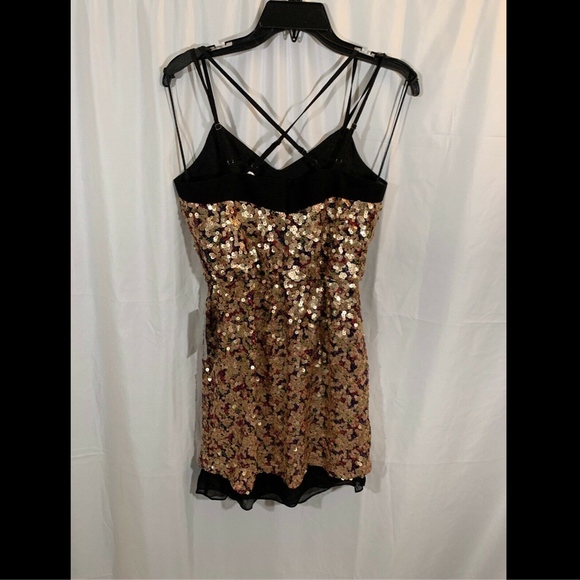 NWT $106 Adelyn Rae Becca Sequin Minidress in Gold [SZ Small‎ ] - Picture 6 of 8